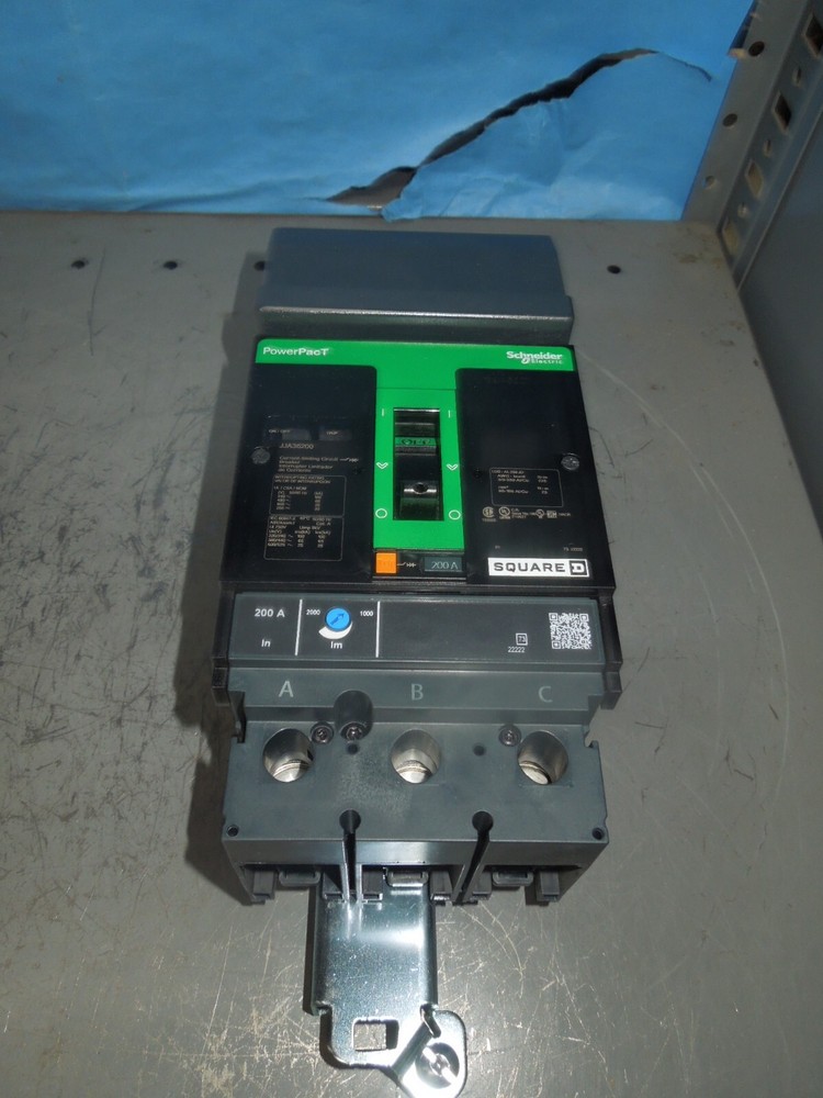 Square D I-line PowerPacT Circuit Breaker JJA36200 200A 3P 600V Surplus Take-Out