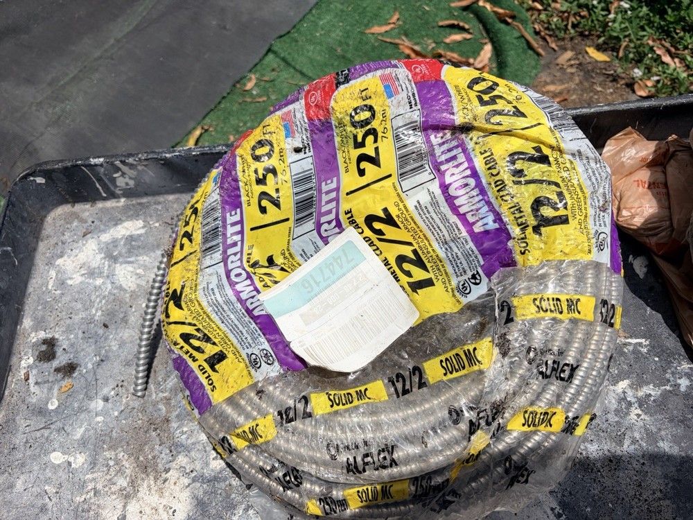 AFC Cable Systems Flexible Metal Conduit (FMC) 12/2 250 ft Silver.