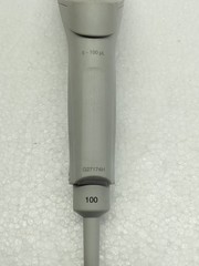 Eppendorf Xplorer Plus 5-100 uL Electronic Pipette Single Channel