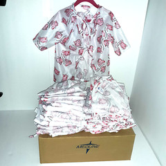 Medline 1 Case 24 Pc Pediatric Children Sz S Hospital Gown Animal Friends Pk/Wh