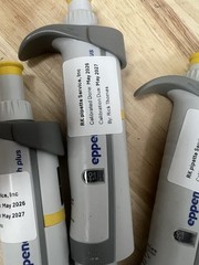 Eppendorf Research Plus 2ul-20ul Single Channel Pipette Yellow Top (3123000039)