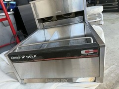 Carter-Hoffmann CNH18 17 9/16″ Crisp ‘N Hold Commercial Fried Food Warmer – 120v