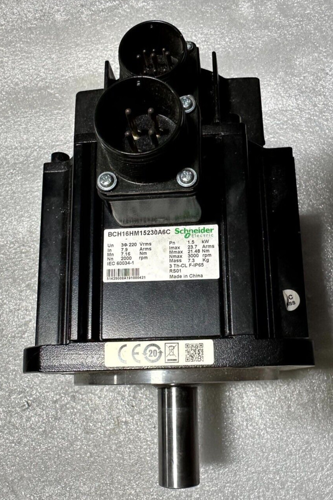 Schneider AC Servo Motor BCH16HM15230A6C, 220VAC, 1.5kW, 7.9A, High Inertia IP65