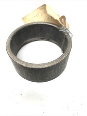 NOS BUSHING FOR IH COMBINES 403 503 615 715 (PRIOR TO SN 23001) 404071R1