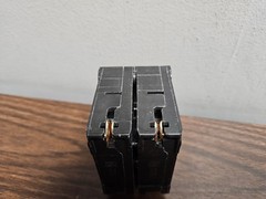 SIEMENS Q290 90A 120/240V 2-Pole Push-On Circuit Breaker New