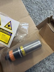 IFM OID200 Laser Distance Sensor w/ IO-Link 10-30VDC OIDLCPKG/US (Brand New)