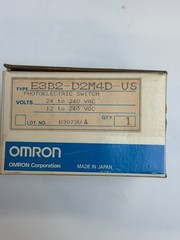 Omron E3B2-D2M4D-US Photoelectric Sensor 24-240v-ac 12-240v-dc