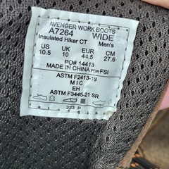 Avenger Safety Workboots Insulated Hiker Mens 10.5EE Comp Toe Leather Waterproof