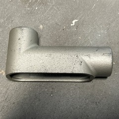 Crouse-Hinds series LB37 10.5 Cu In. conduit body 1”