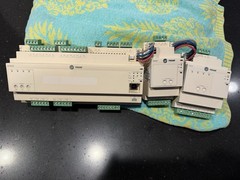 Trane UC600 X13651548010 Programmable Controller W/ XM32 & XM30 Expansion Module