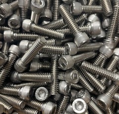 1/4-20 Socket Head Cap Screws Stainless Steel Allen Bolts Lengths 1″ OR 1-1/2″