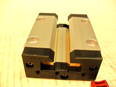IGUS TWA-01-25 DryLin linear guides; self-regulating; Size: 01-25 New in Box