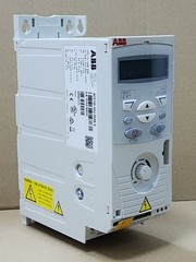 ACS150-03U-05A6-4 ABB ACS150 2.2KW 440V VFD