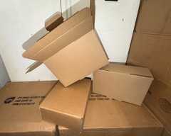 50 Pieces 9″ x 6″ x 3″ Corrugated Mailer Shipping Boxes – * LOCAL PICK UP ONLY *