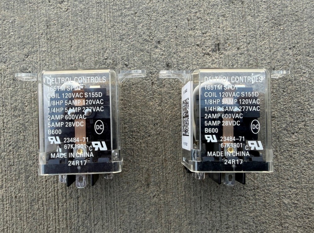 Lot Of 2 Deltrol Controls 165 SPDT 23484-71 Plug-In Relay
