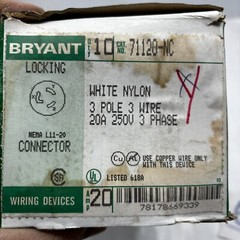 BRYANT 71120-NC Locking Connector Nylon 3 Pole 3 Wire 20A 250V Nema L11-20 ⭐
