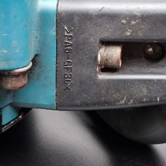 Makita HM1304B 35lb Demolition Hammer Needs Repaired. Runs Hammer not working