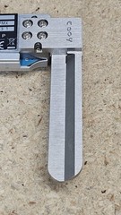 Mitutoyo No. 573-642 knife edge inside metric caliper – 10 mm to 200 mm
