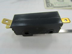 Lot 2 Cherry E13 15A Normally Open/Closed Lever MicroSwitch Limit 125/250 VAC DC