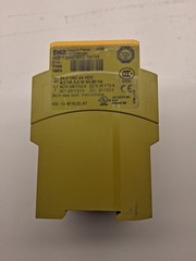 PILZ – SAFETY RELAY PNOZ 11 — 774080 — 24AC/DC 7 x Safety Contacts 1 x Aux