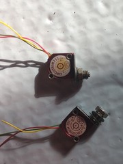 Lot of 2 Mini IRC ? Mil Spec Trimmer Potentiometer 100 ohm, 10% #251-60 As Shown