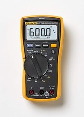 Fluke 117/323KIT Electrician’s Multimeter & True RMS Clamp Meter Combo Kit