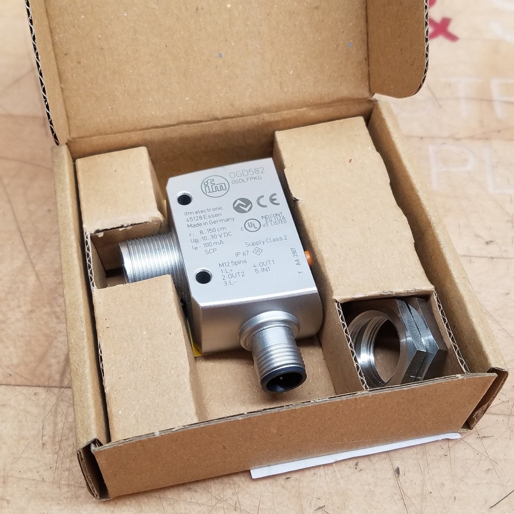 ifm OGD582 Laser Range Sensor, 8-150cm, 10-30V, 100mA – NEW