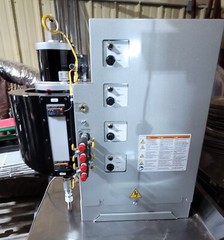 Graco / H.B. Fuller Liquamelt Adhesive Pump 24V014