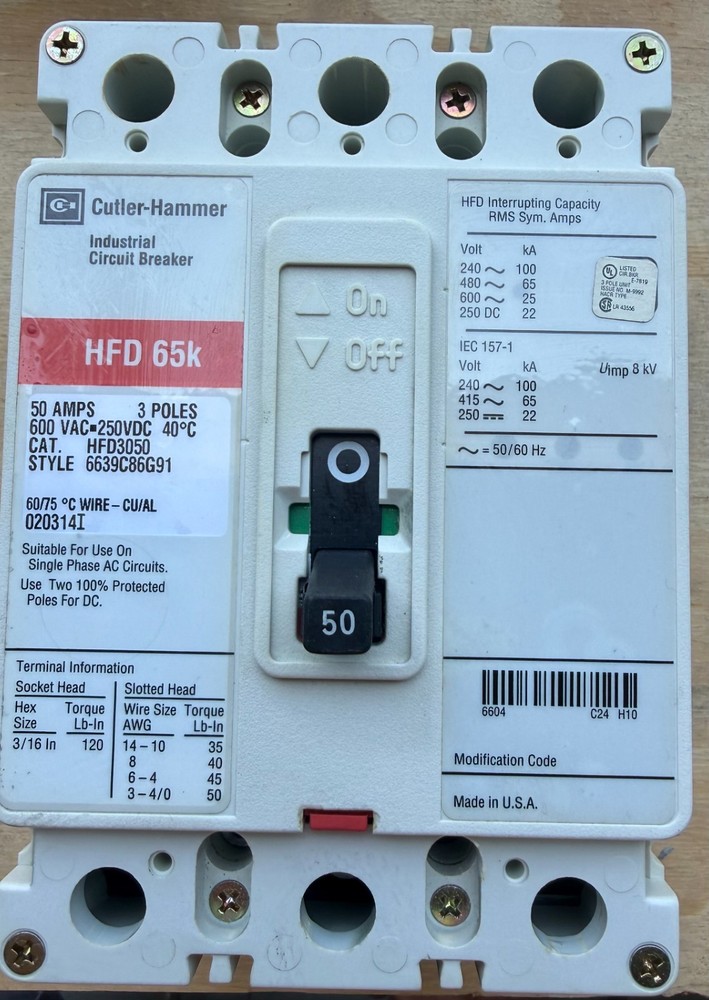EATON CUTLER HAMMER HFD3050 50A 3-POLE 600V SERIES BREAKER PREOWNED