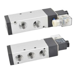 4V410-15 110V AC Pneumatic Air Solenoid Vlave 5 Ports 2 Position 1/2″ Thread