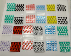 100 SMALL BAGGIES 1515 1.5″ X 1.5″ MINI RESEALABLE POLY (10+ MIXED DESIGNS)