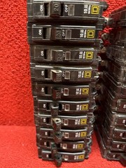 Lot of 20 Square D QO120 Circuit Breakers 20Amp 1 Pole 120/240VAC 10ka Good Cond