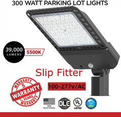 Outdoor 300W Area LED Parking Lot Light 5500K LED Shoebox Dusk to Dawn 50,000hrs