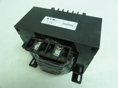 187334 New-No Box; Eaton C2000K3AD Transformer 2000VA Pri: 208/277V to Sec:120V
