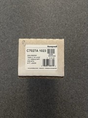 Honeywell C7027A1031 Mini Peeper Ultraviolet Flame Detector Sensor NEW