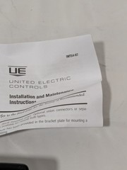 United Electric Temperature Switch: 200° to 425° F B54-109