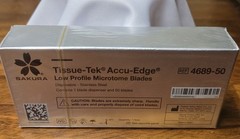 Sakura Finetek Accu-Edge Low Profile Microtome Blades. 1 box of 50 blades