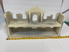White Foam 20 inch Front building w/2nd Floor, Marx soldiers #2