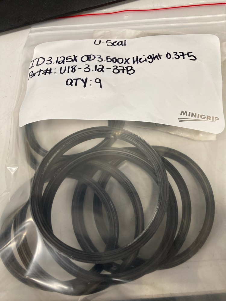 U18-3.12-37B U-Cup Seal 3-1/8″ ID x 3-7/8″ OD x 3/8″ H 90A Urethane Hyd 9pc