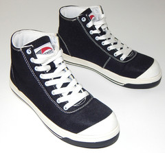 AVENGER Women’s Steel Toe Safety Non Slip Black/White Hi-Top Sneakers Size 8 EUC