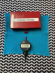 MITUTOYO 543-683B, Model ID-S1012EB Digital indicator Absolute With Case