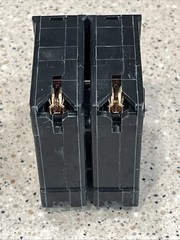 Square D HOM220 (5 PACK) 20A 2P 120/240V Circuit Breaker (5) NEW, US SELLER