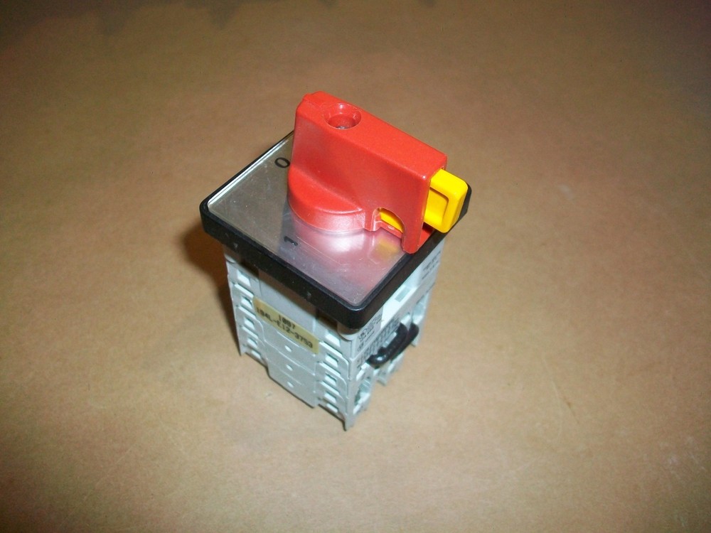 Allen Bradley Load Break Switch 194L-E12-*A 3 Position 5hp @ 480vac USE
