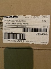 SYLVANIA CURVALUME SUPERSAVER COOL WHITE BULBS 34W QTY 12 FB34CW6SS (FB40CW6SS)