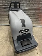Advance BU800 Walk Behind Floor Burnisher – Only 84 Hours! – NICE!!! *PLS READ**