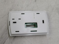 Open Box Service First Trane Wired Zone Sensor Baysen S075A X13511529-01
