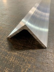 1/4″ Thick x 3″ x 3″ Aluminum Angle x 12″ Long, 6061 Aluminum