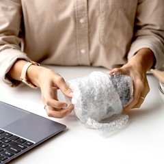 Yens3/16″ Small Bubble Cushioning Padding Roll 700’x 12″ Wide Perf 12″ 700FT