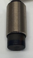 Balluff BES 516-361-E4-Y 3-Wire Proximity Sensor 10-30VDC Sense: 8mm 5-Meter
