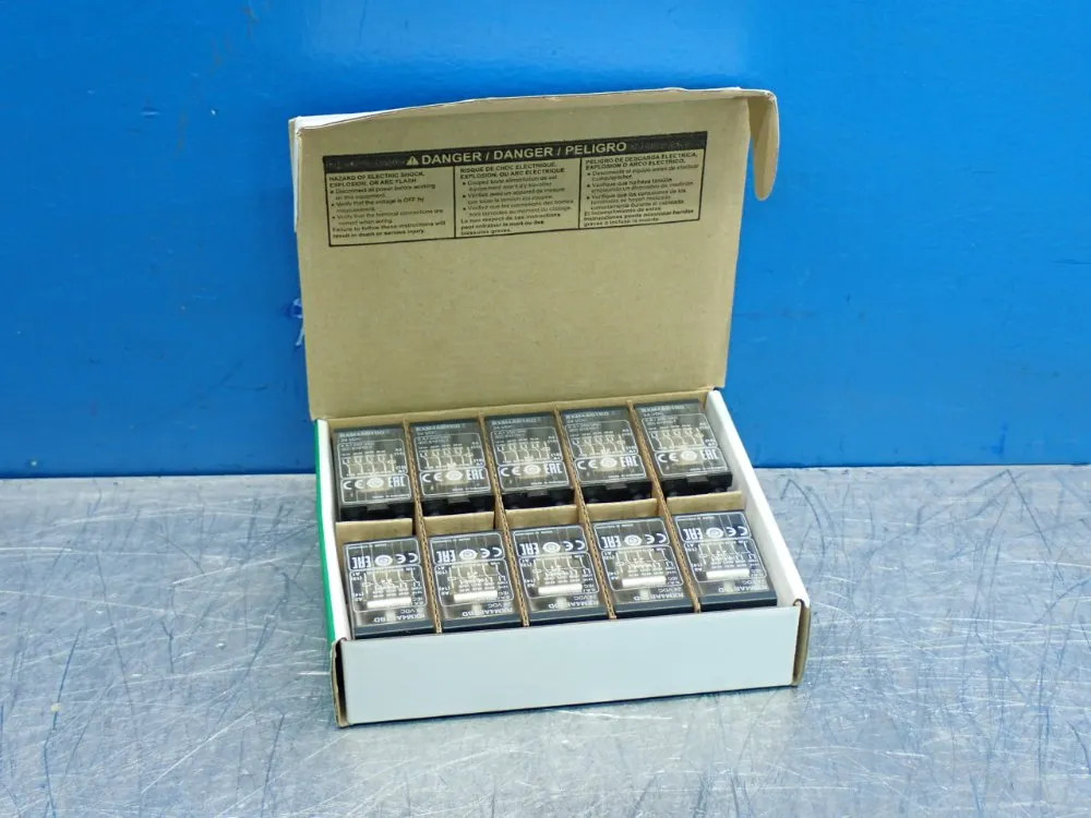 SCHNEIDER ELECTRIC PLUG-IN MINIATURE RELAY, 10PCS RXM4AB1BD